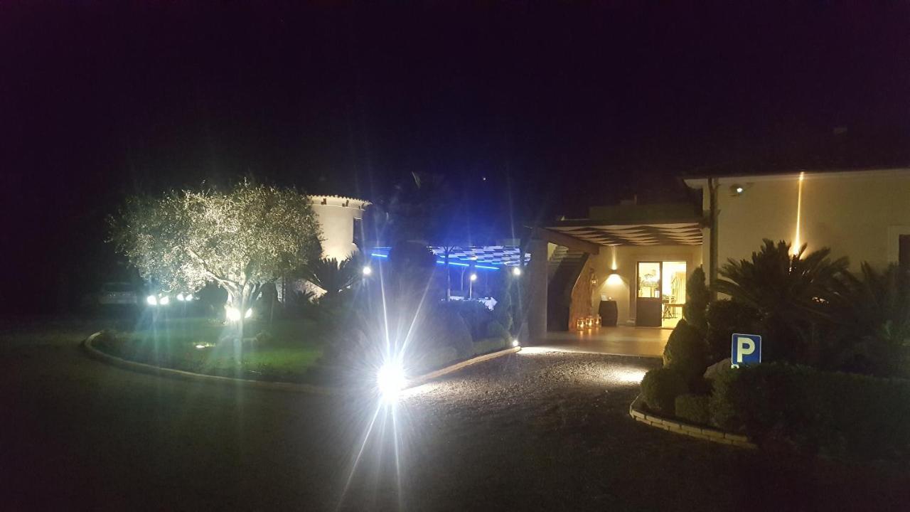 Torre Dei Mori Boutique Rooms B&B Capaccio Exterior photo
